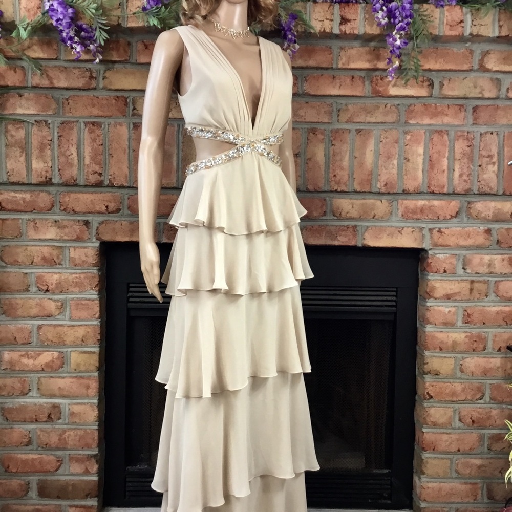 BCBGMAXAZRIA Thassia.🌹PRICE FIRM PLEASE - Picture 2 of 8